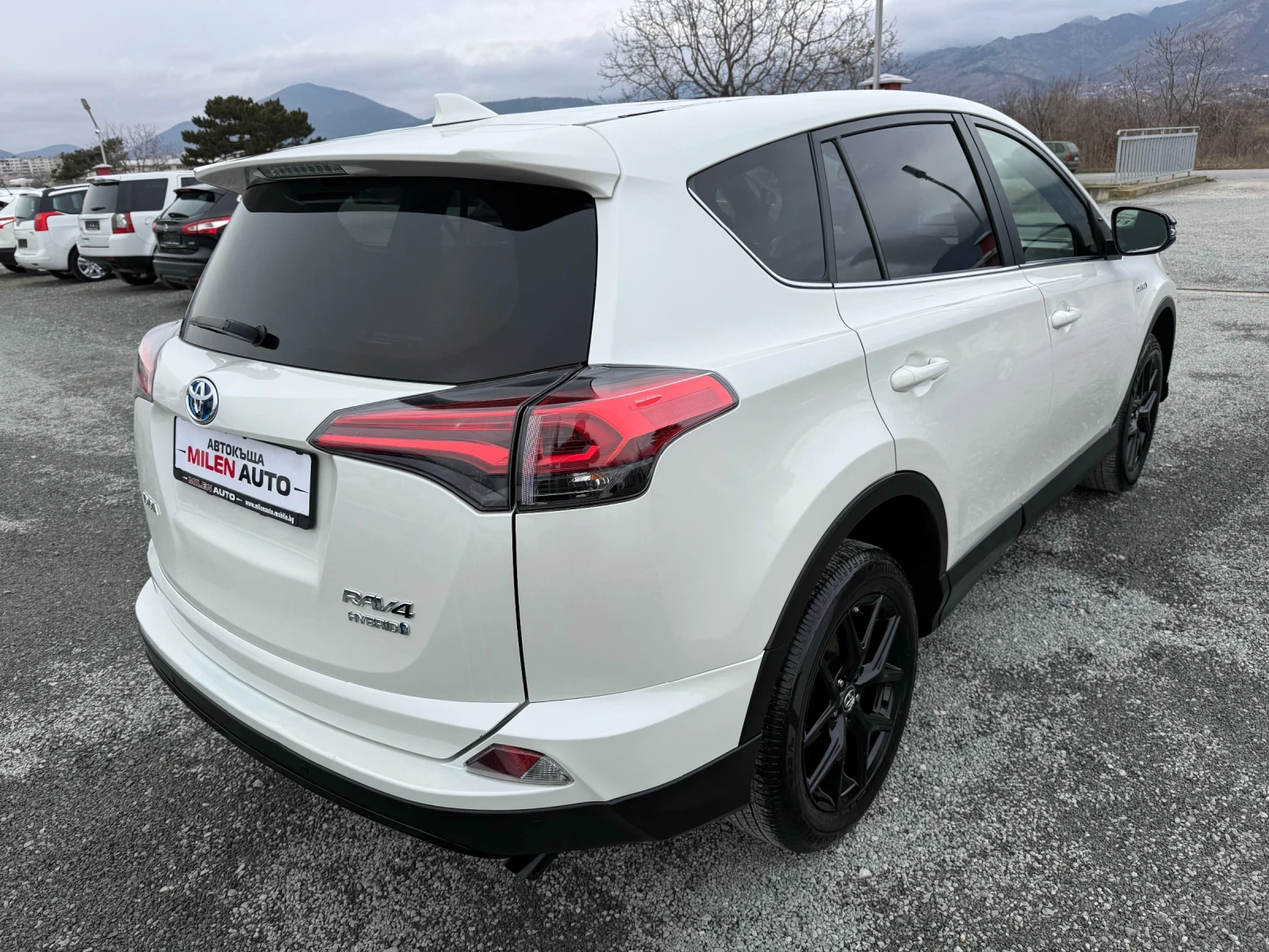 Toyota Rav4 (KATO НОВА)^(ХИБРИД) - изображение 6