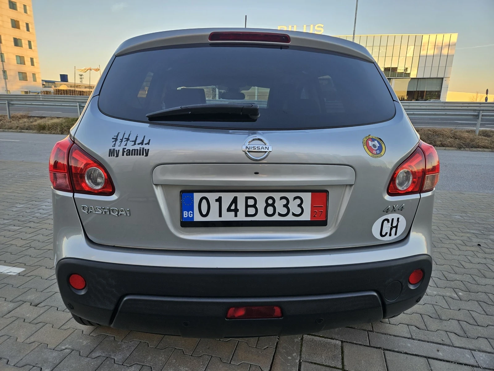 Nissan Qashqai 2.0i 4x4 SWISS EDITION  | Mobile.bg � ����������� 4