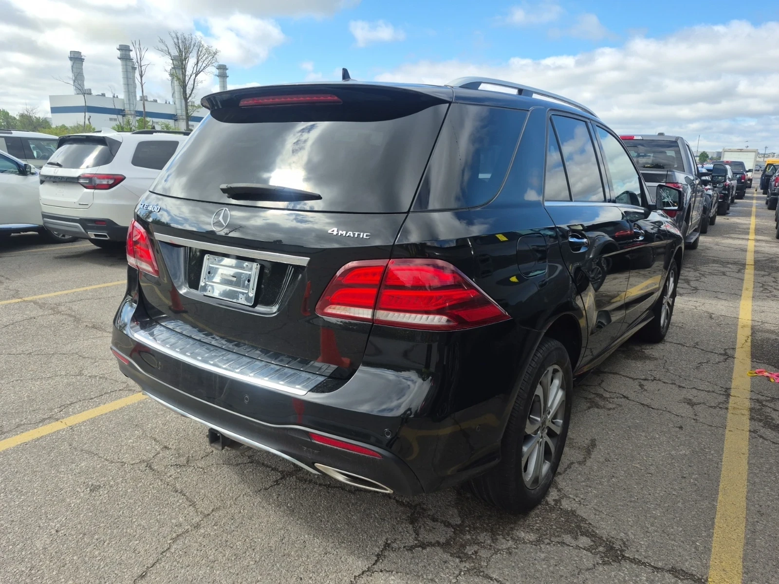 Mercedes-Benz GLE 400 AMG ПАКЕТ * 360 КАМЕРА * ПАНОРАМА * CARFAX * , снимка 2 - Автомобили и джипове - 54671324