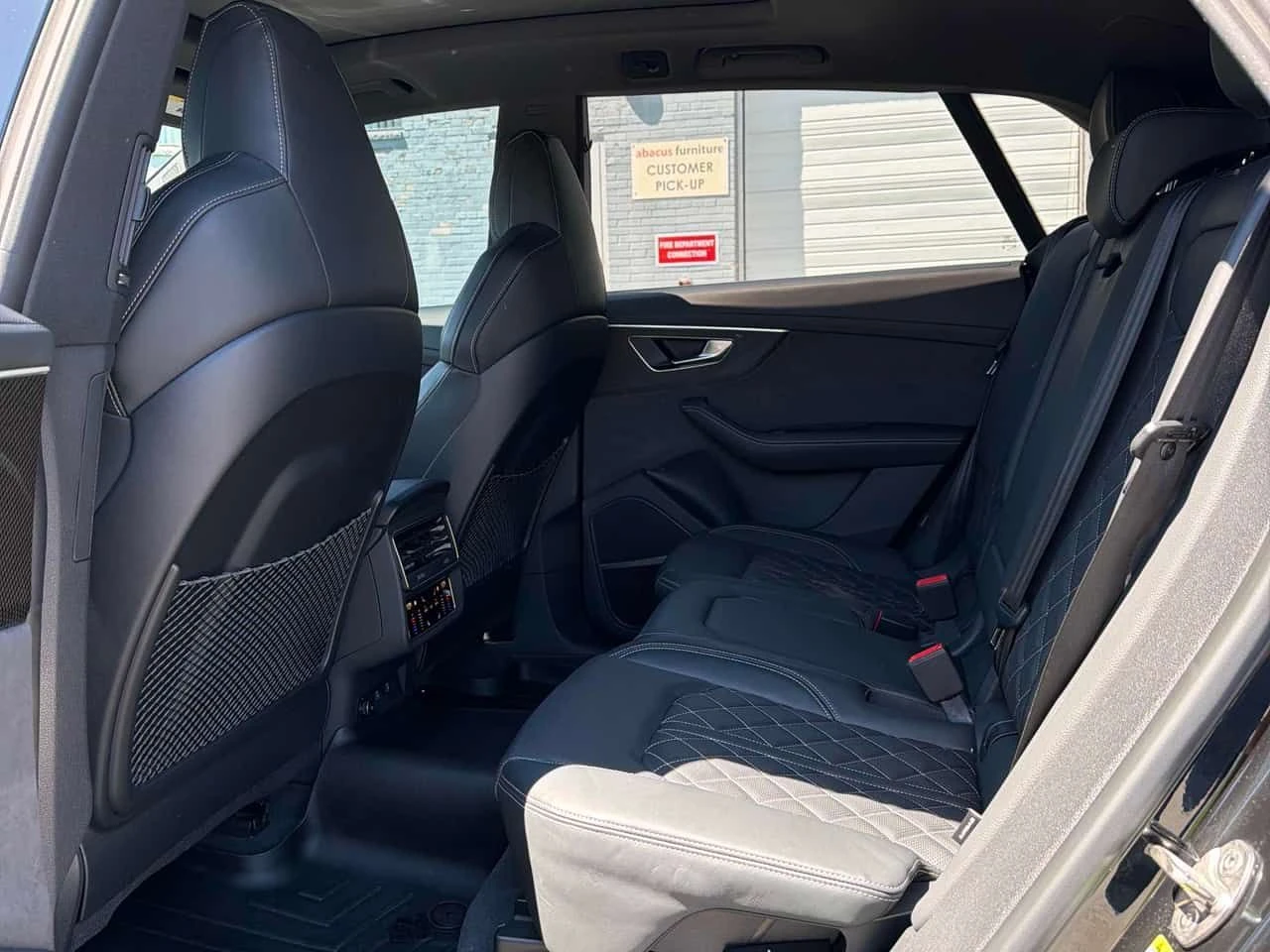 Audi SQ8 * CARBON * ����� * DIS * 360 * HUD | Mobile.bg � ����������� 12