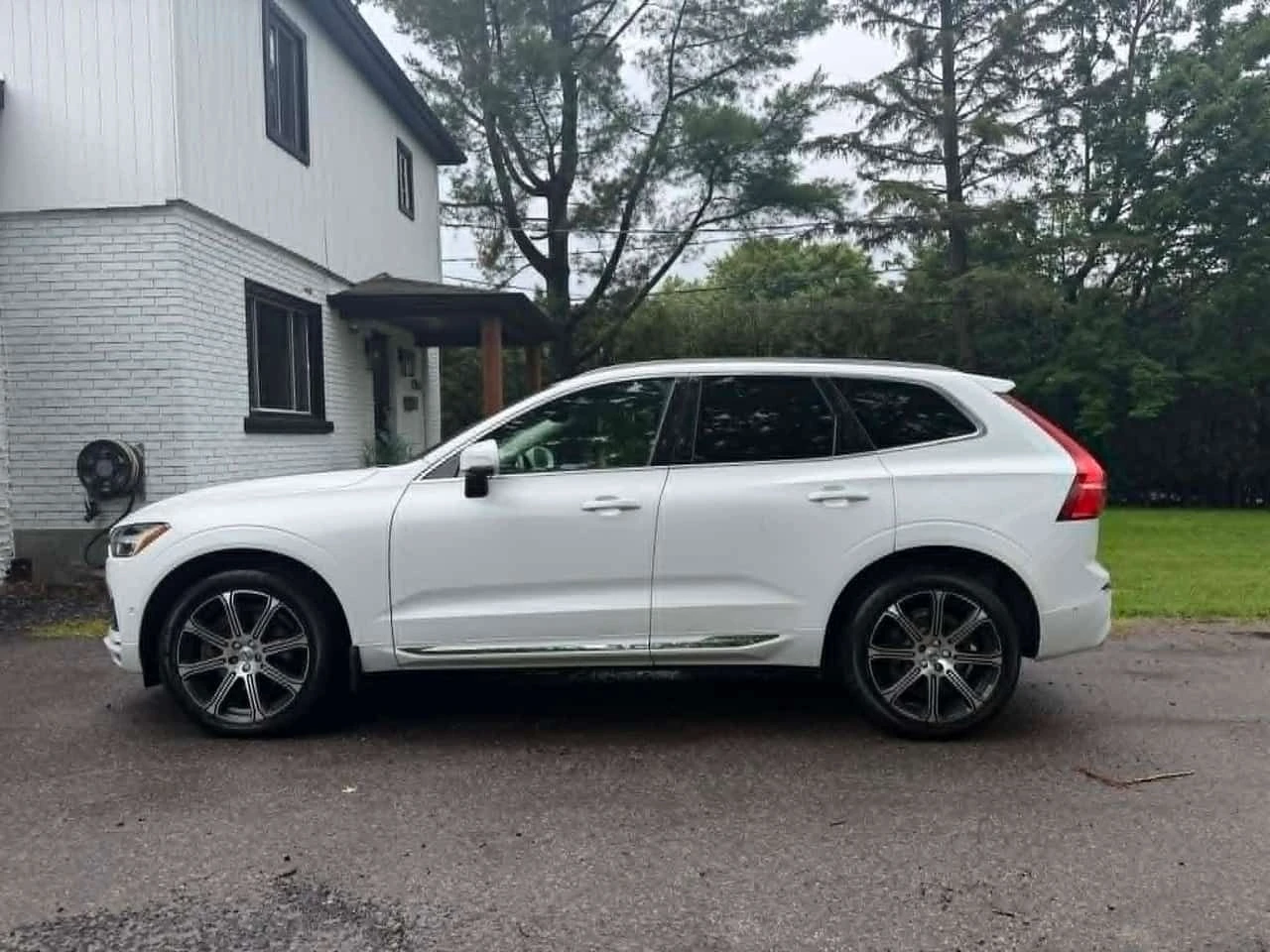 Volvo XC60 * Inscription * CARFAX * БЕЗ ПЪРВОНАЧАЛНА ВНОСКА, снимка 2 - Автомобили и джипове - 55041091