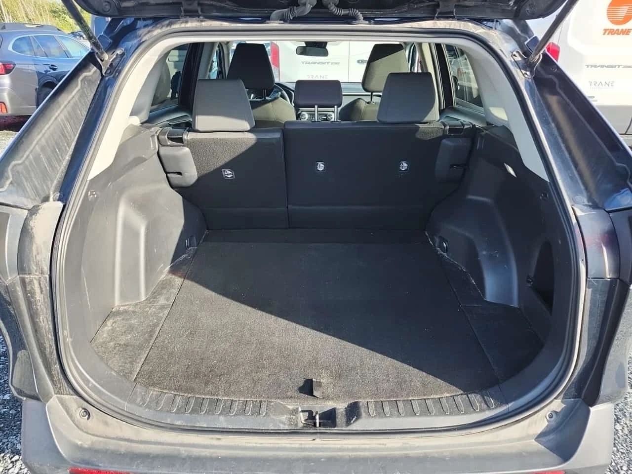 Toyota Rav4 * Awd Hybrid Le * CARFAX * , снимка 13 - Автомобили и джипове - 56247962
