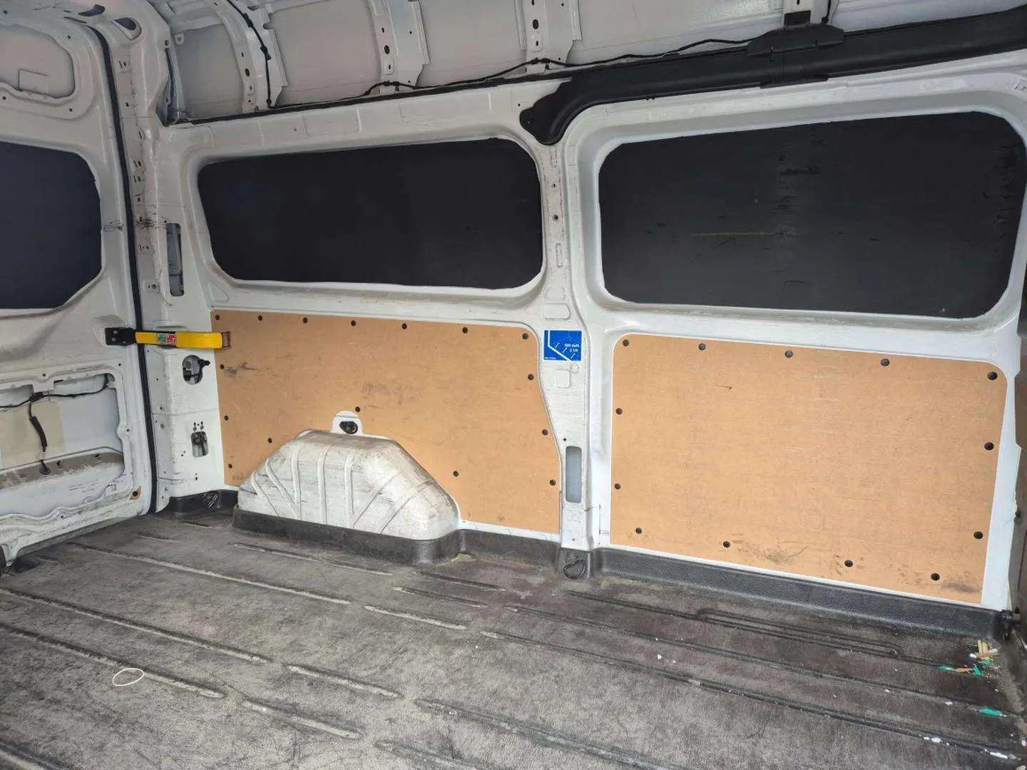 Ford Transit Custom 2.0L EcoBlue - изображение 9