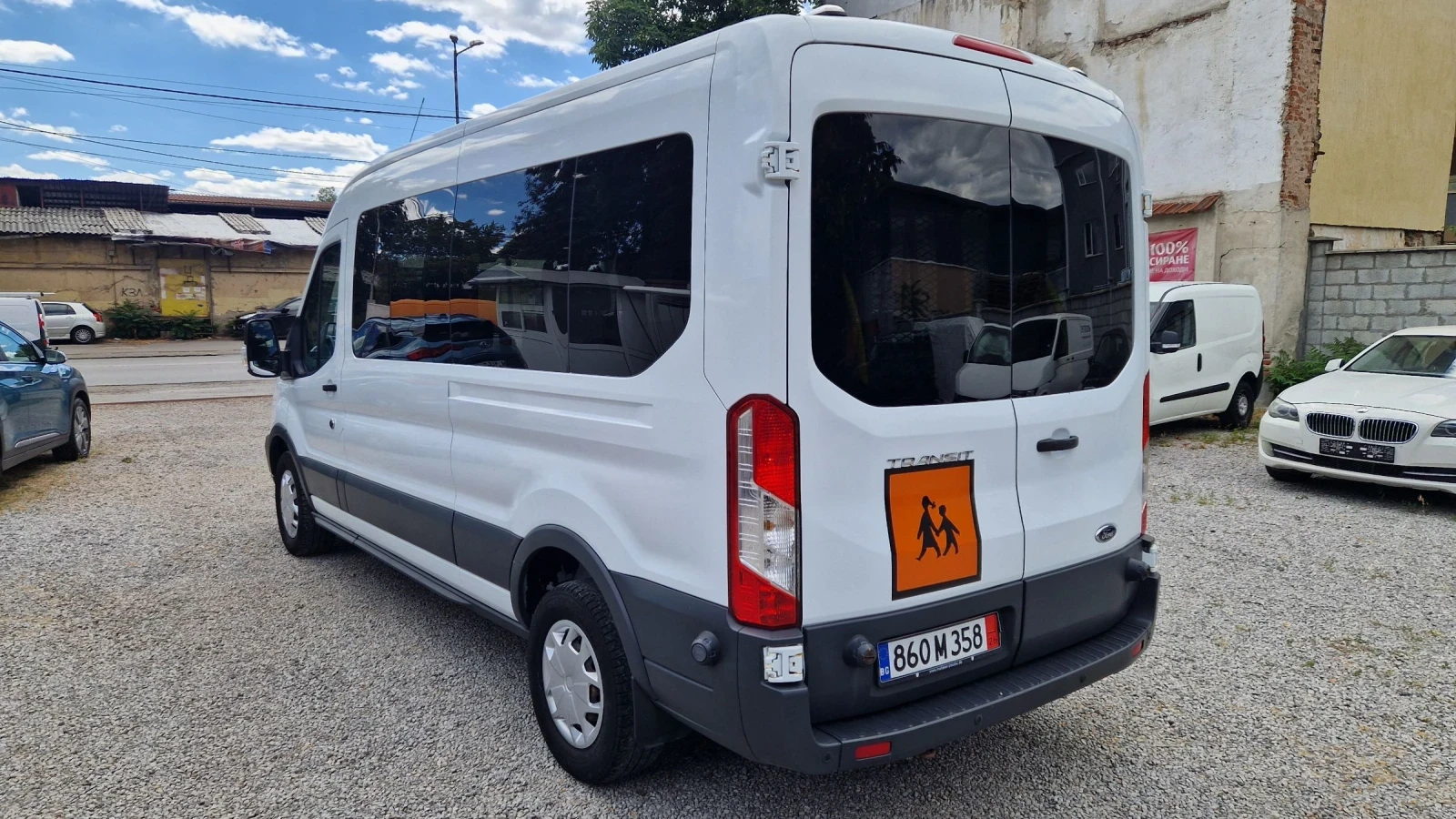 Ford Transit 2.0 D 131 кс.8+ 1 м+ РАМПА-ПЪЛНА СЕРВИЗНА ИСТОРИЯ , снимка 6 - Бусове и автобуси - 55281676