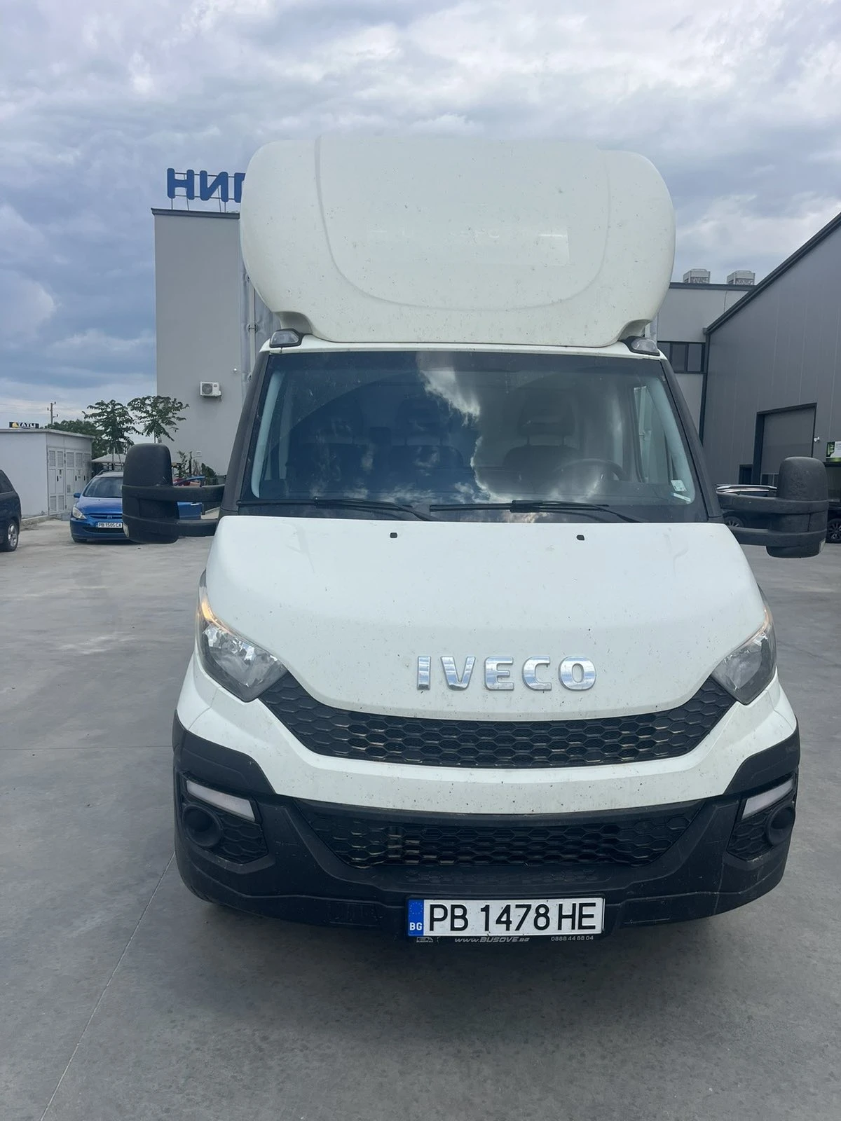 Iveco Daily, снимка 12 - Бусове и автобуси - 55430213