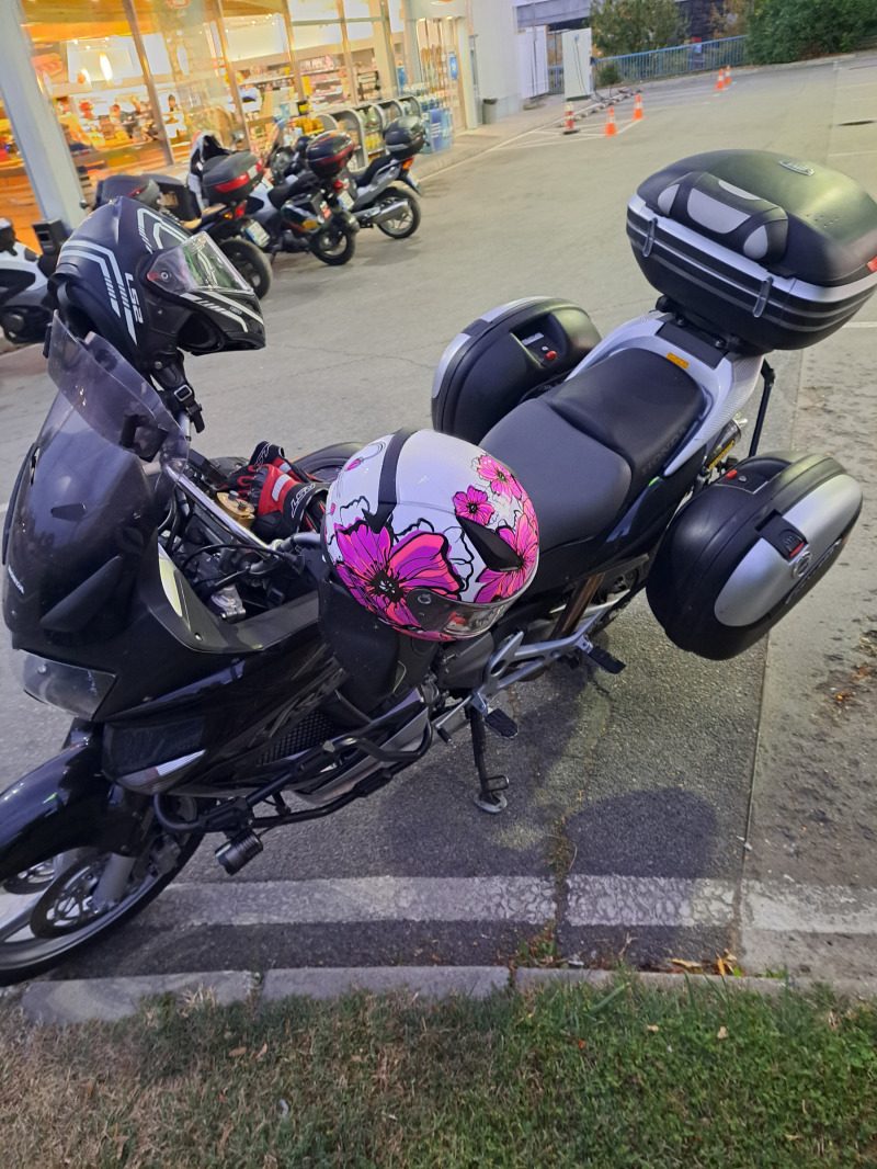 Honda Varadero, снимка 2 - Мотоциклети и мототехника - 45945426