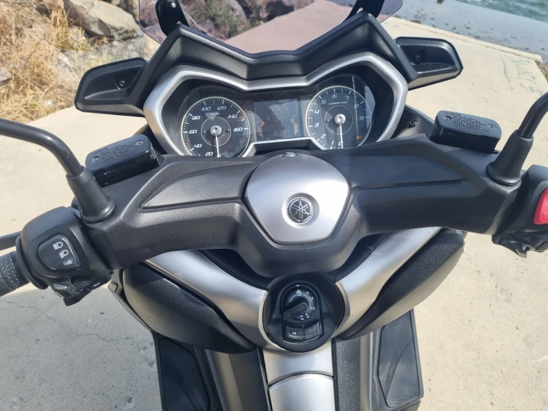 Yamaha X-max X-max-300 ABS -TCS KEYLESS, снимка 10 - Мотоциклети и мототехника - 51632040