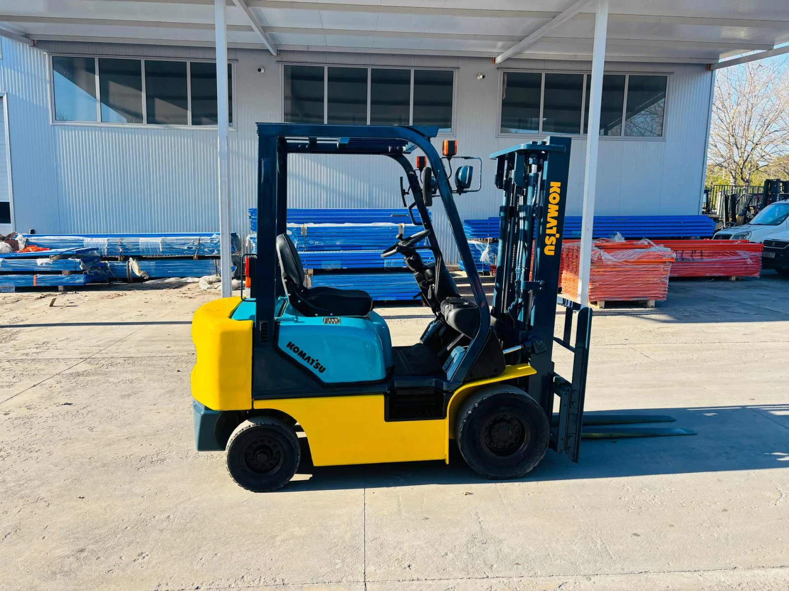 ������� Komatsu  ��� �����������, �������, ������� ���������� | Mobile.bg � ����������� 1