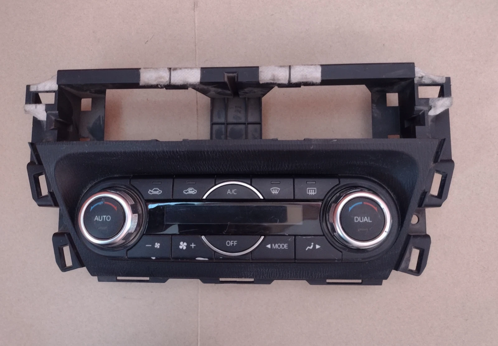 BHT161190D VPDALH-18C612-AE   MAZDA 3 2015.  BHT1 61 190 D  VPDALH18C612AE | Mobile.bg   1