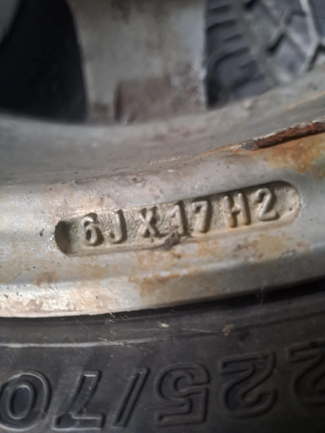    225/70R17  Toyota Land cruiser | Mobile.bg   9