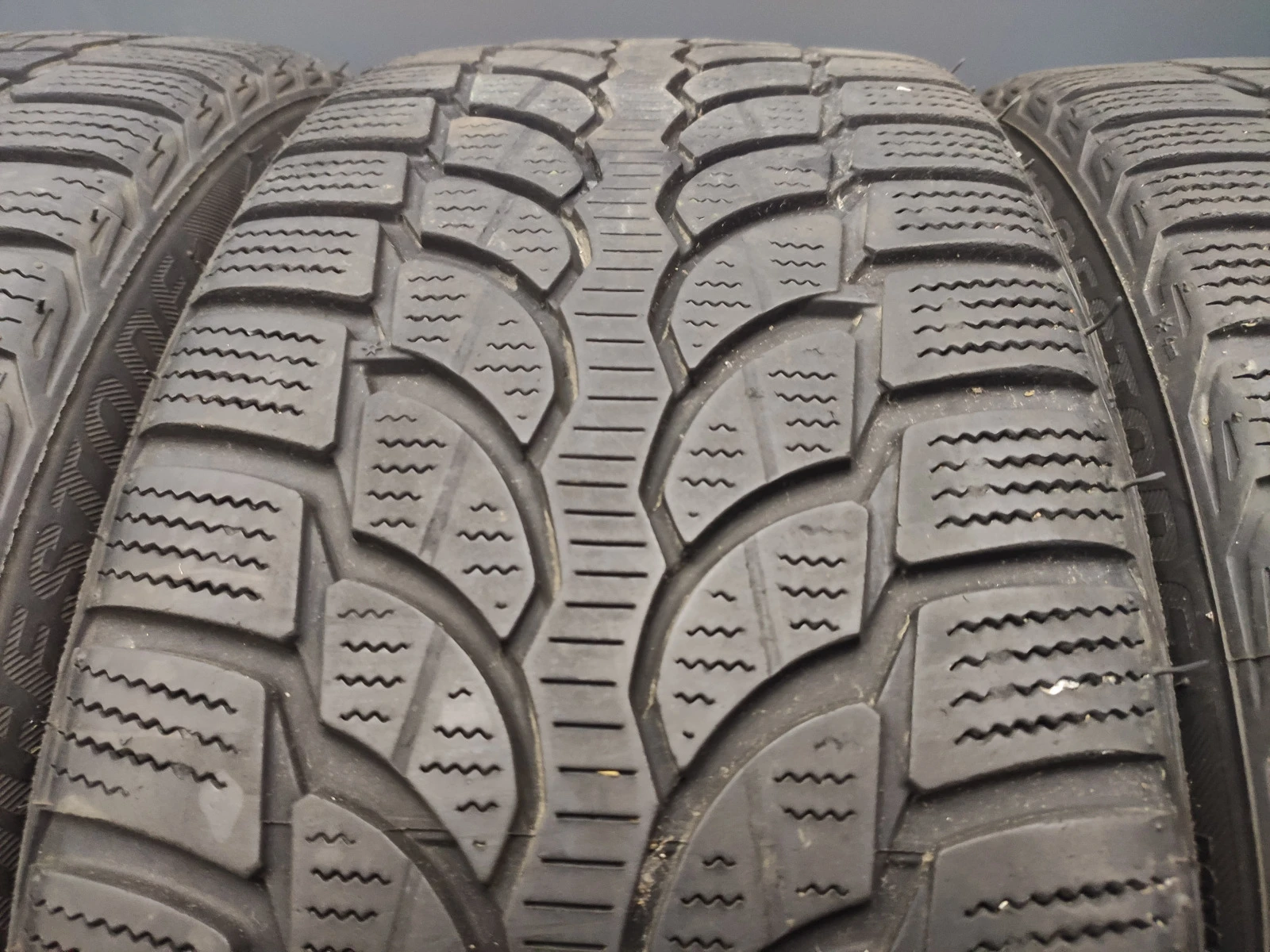  215/45R18 | Mobile.bg   3