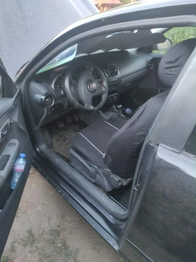 Seat Ibiza Газ-бензин, снимка 9