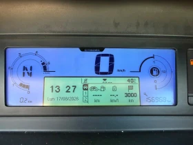Citroen C4 Picasso / 1.6D / AUTOMAT / EXCLUSIVE / | Auto.bg — изображение 15
