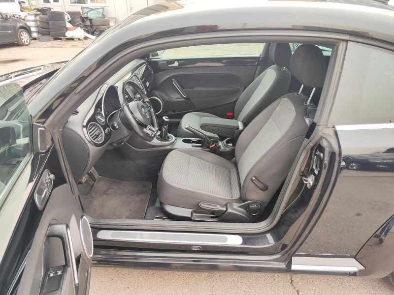 VW New beetle 1, 4  tfsi, Navi, като нова, снимка 10 - Автомобили и джипове - 44535427