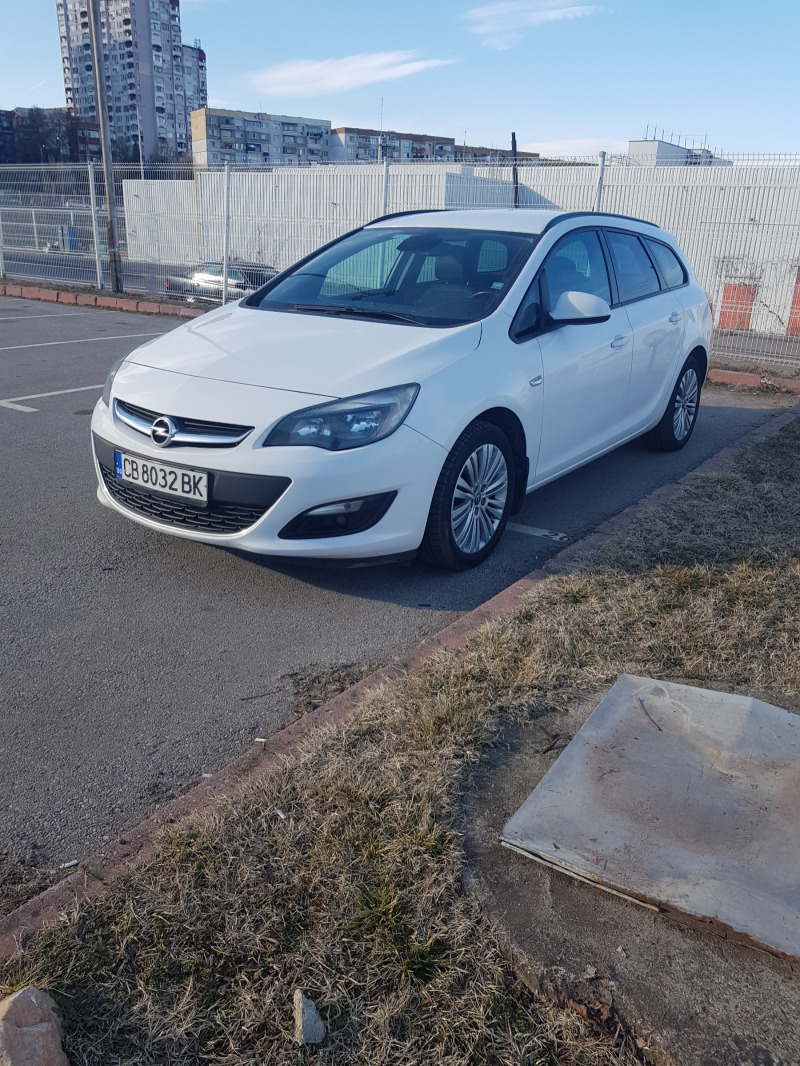 Opel Astra, снимка 1 - Автомобили и джипове - 46081623