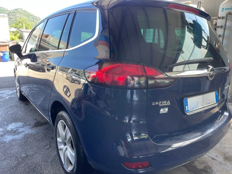 Opel Zafira 1.6i TOURER ECO Metan TURBO , снимка 11 - Автомобили и джипове - 47438862