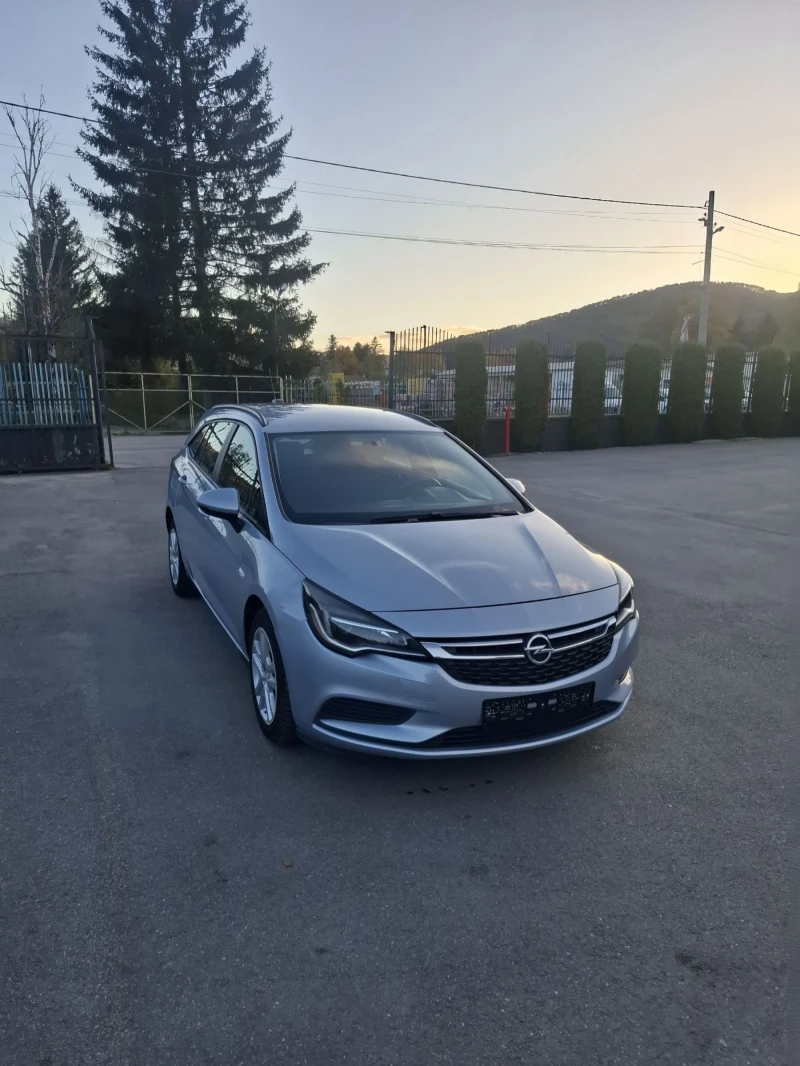 Opel Astra 1.6CDTI EVRO6, снимка 3 - Автомобили и джипове - 52179791