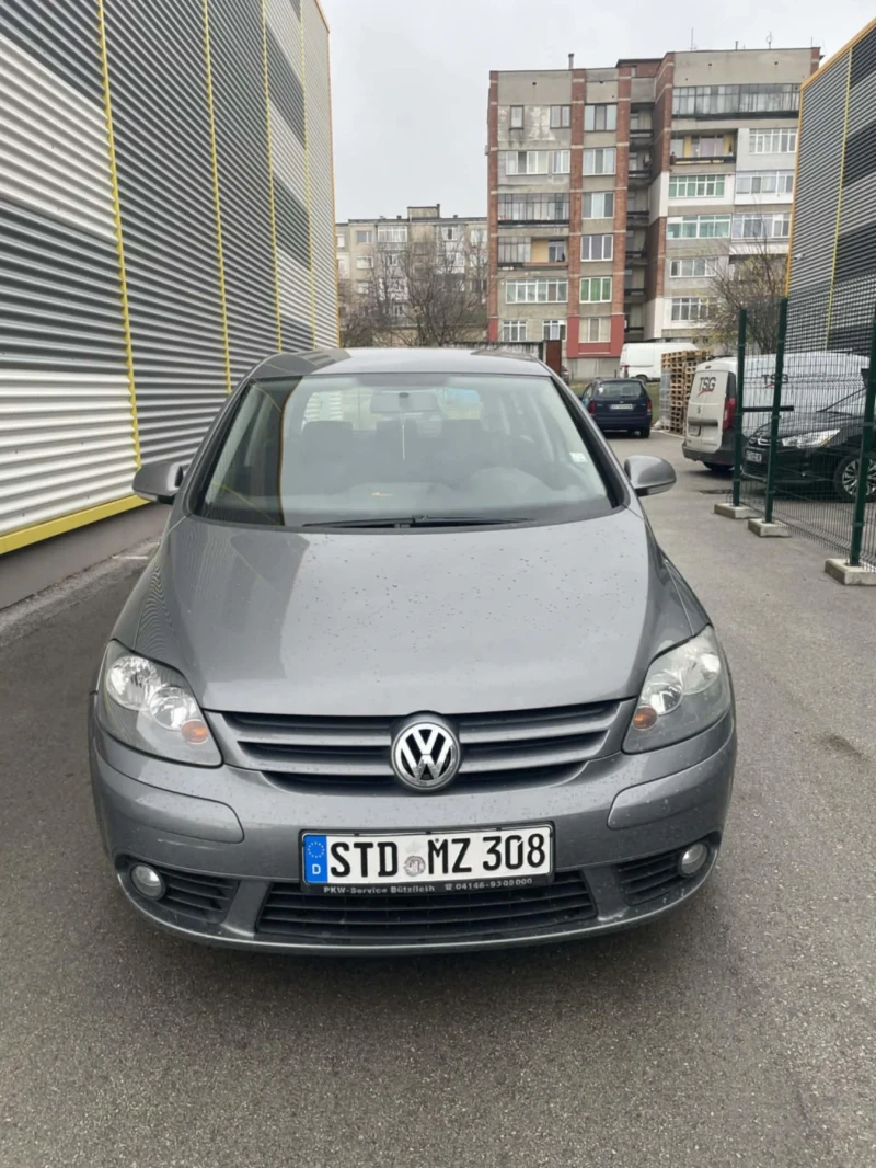 VW Golf В отлично състояние ???, снимка 4 - Автомобили и джипове - 52656068