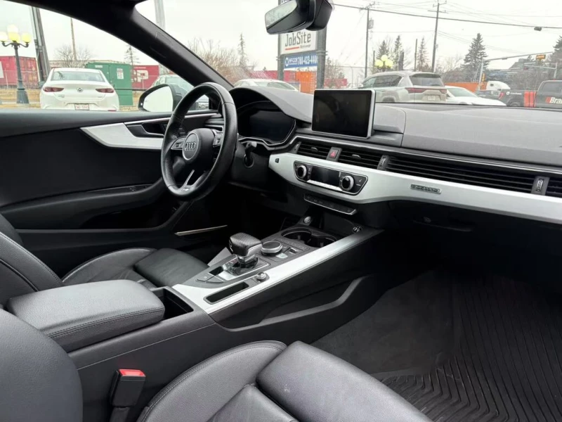 Audi A5 COUPE TECHNIK/DISTRONIC/DIGITAL DASH/KEYLESS, снимка 10 - Автомобили и джипове - 53010153