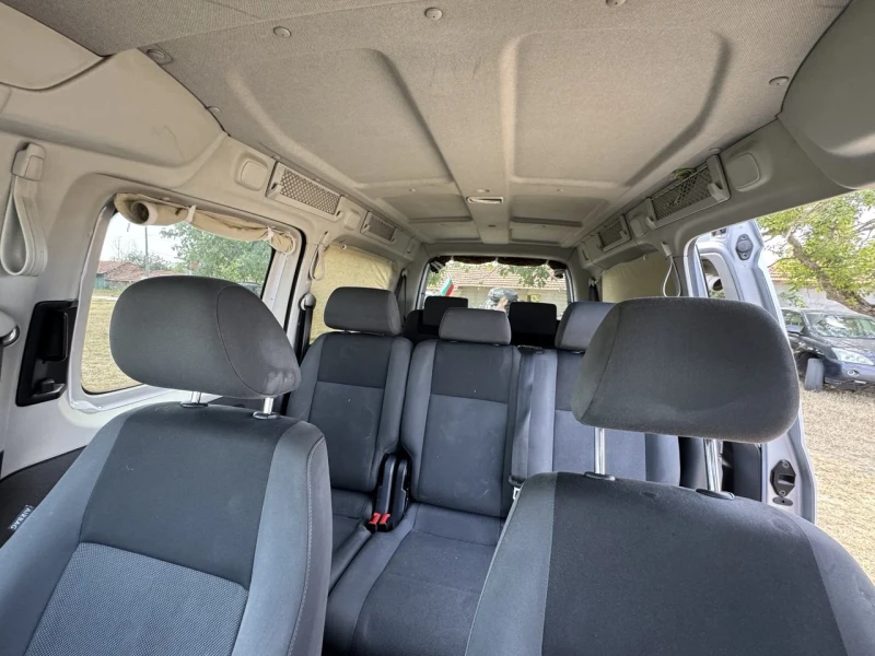 VW Caddy, снимка 8 - Автомобили и джипове - 53028131