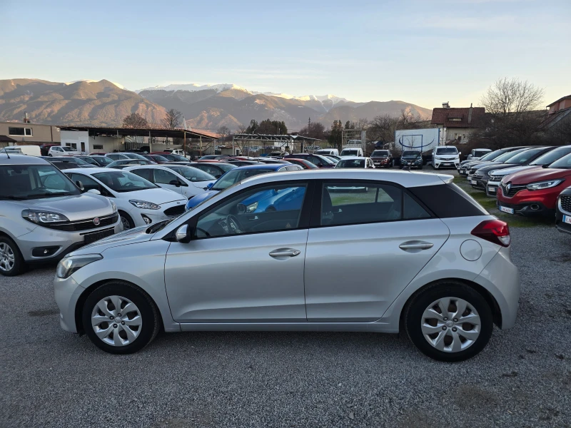 Hyundai I20 1.2i-85k.c-EURO-6, снимка 8 - Автомобили и джипове - 53167217