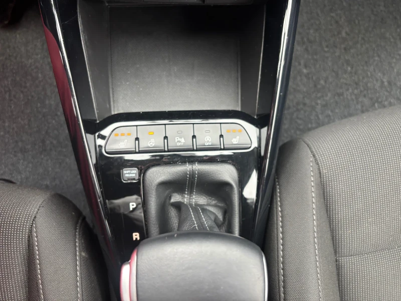 Kia Rio Avtomatik FULL, снимка 12 - Автомобили и джипове - 53396889