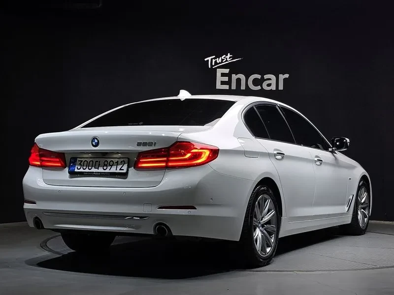 BMW 520 (G30) Luxury, снимка 2 - Автомобили и джипове - 55748001