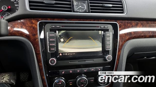VW Passat, снимка 15 - Автомобили и джипове - 56081692