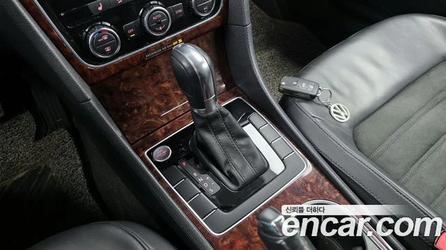 VW Passat, снимка 9 - Автомобили и джипове - 56081692