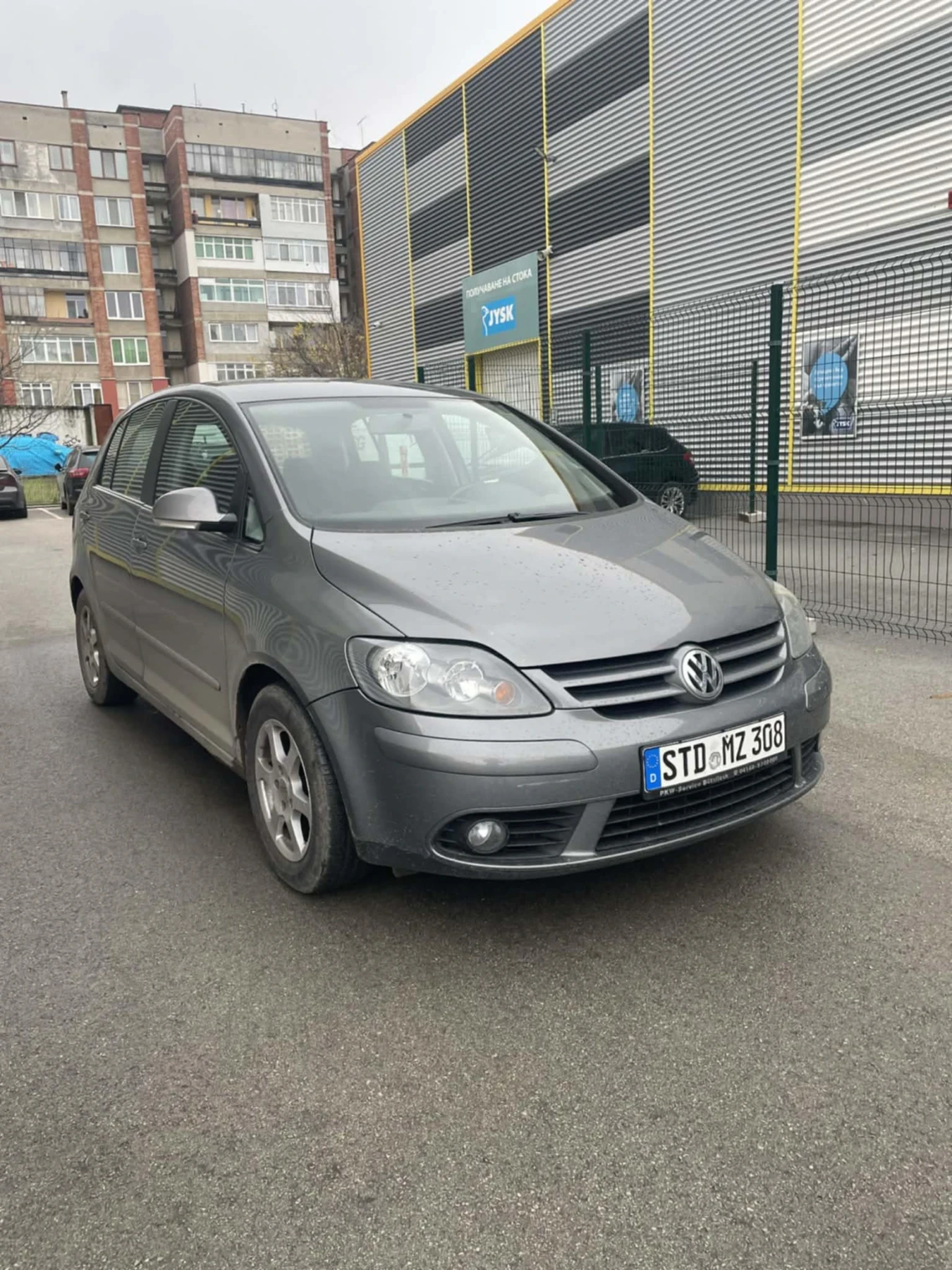 VW Golf В отлично състояние ???, снимка 1