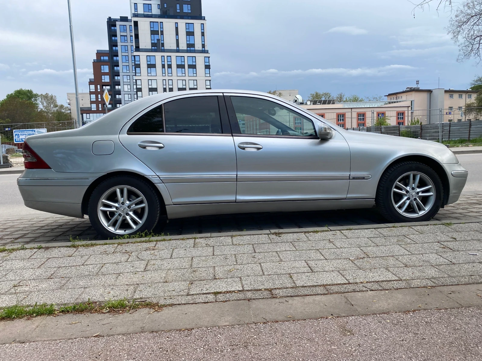 Mercedes-Benz C 220 W203 Elegance - изображение 6