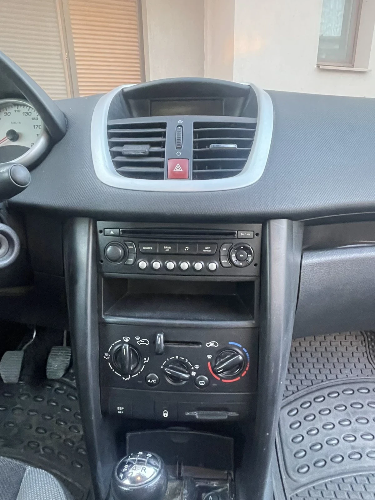 Peugeot 207  - изображение 9