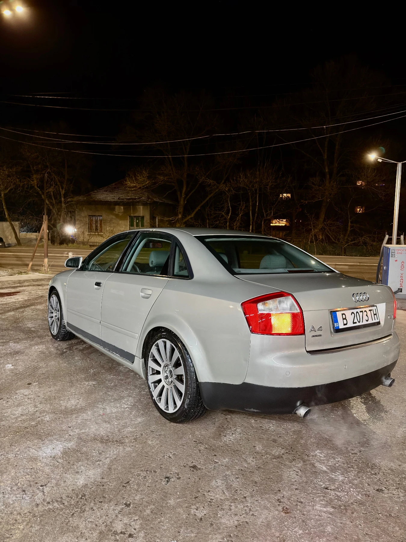 Audi A4 1.8Т Quattro  - изображение 5