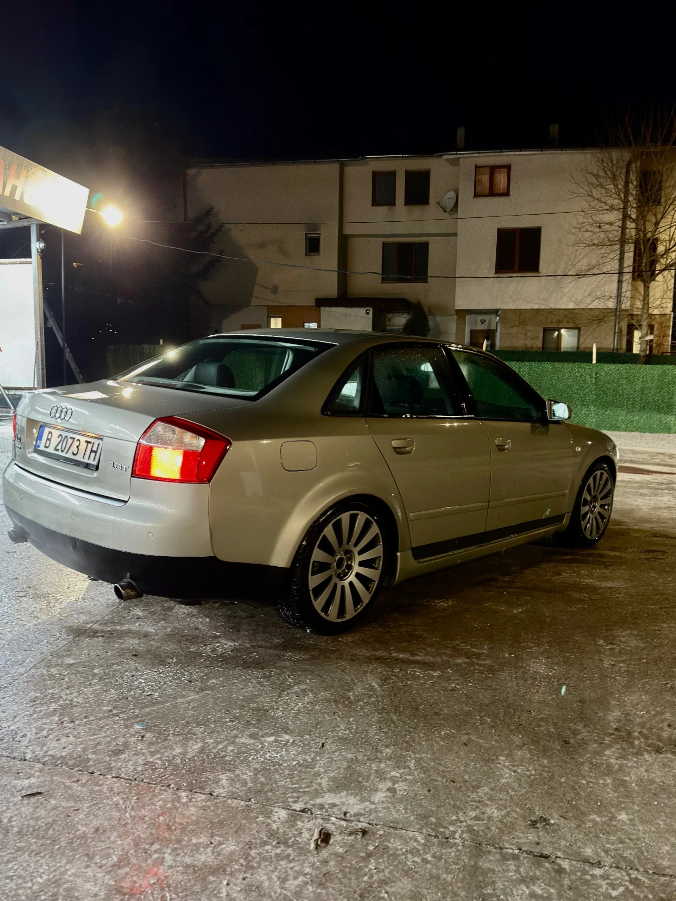 Audi A4 1.8Т Quattro  - изображение 2