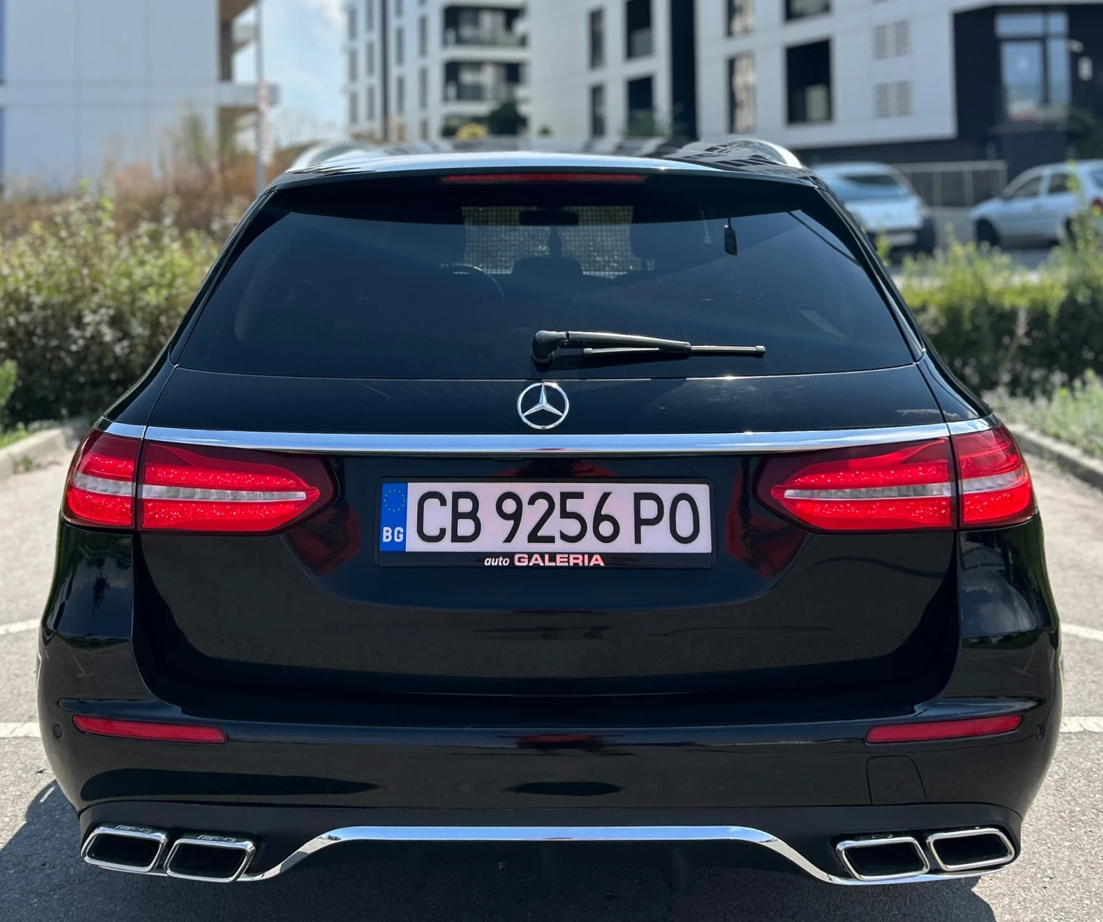 Mercedes-Benz E 220  - изображение 9