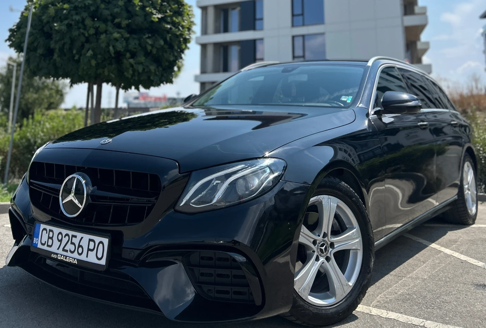Mercedes-Benz E 220  - изображение 5