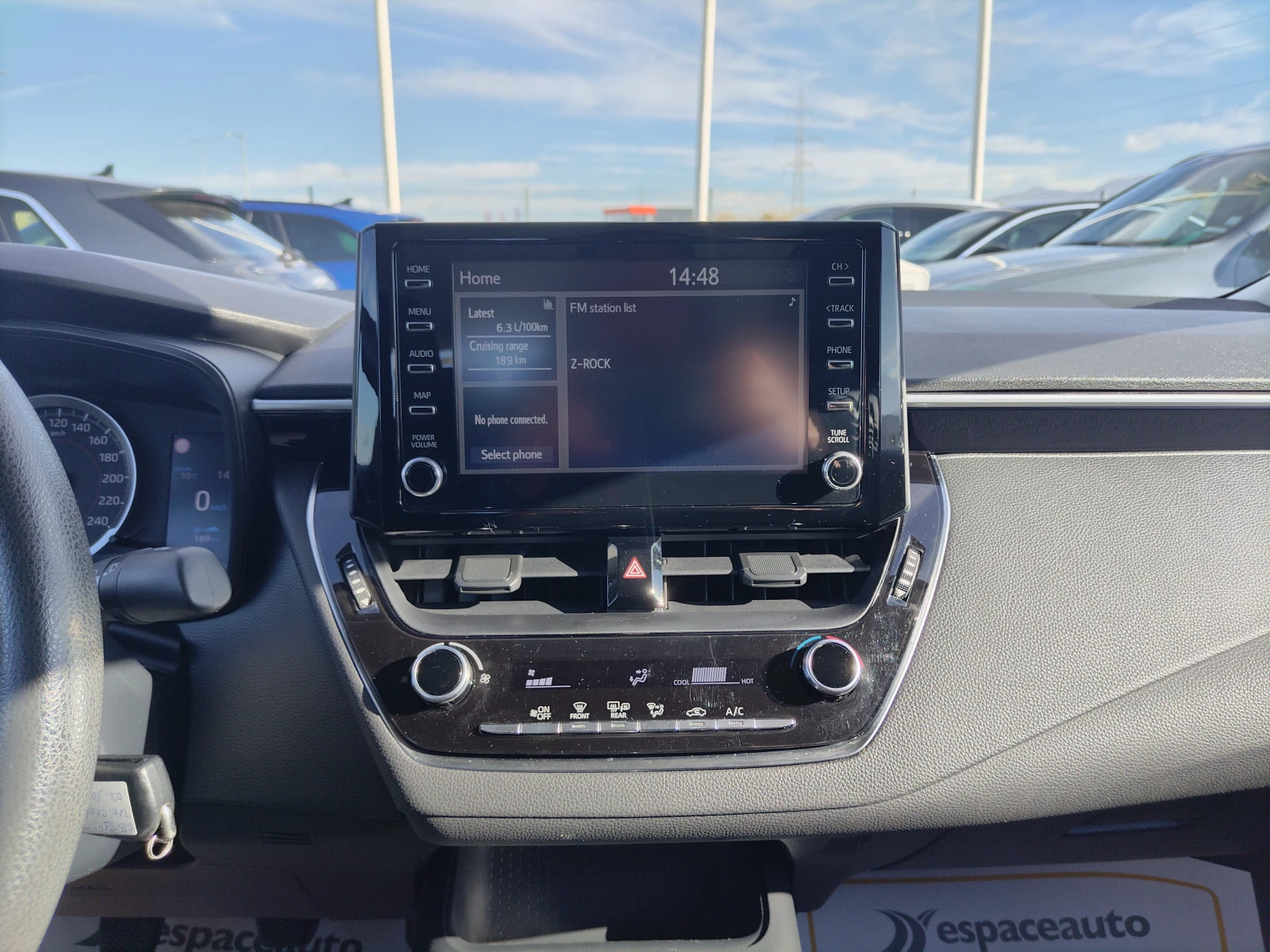 Toyota Corolla 1.5/125к.с/ COMFORT - изображение 10