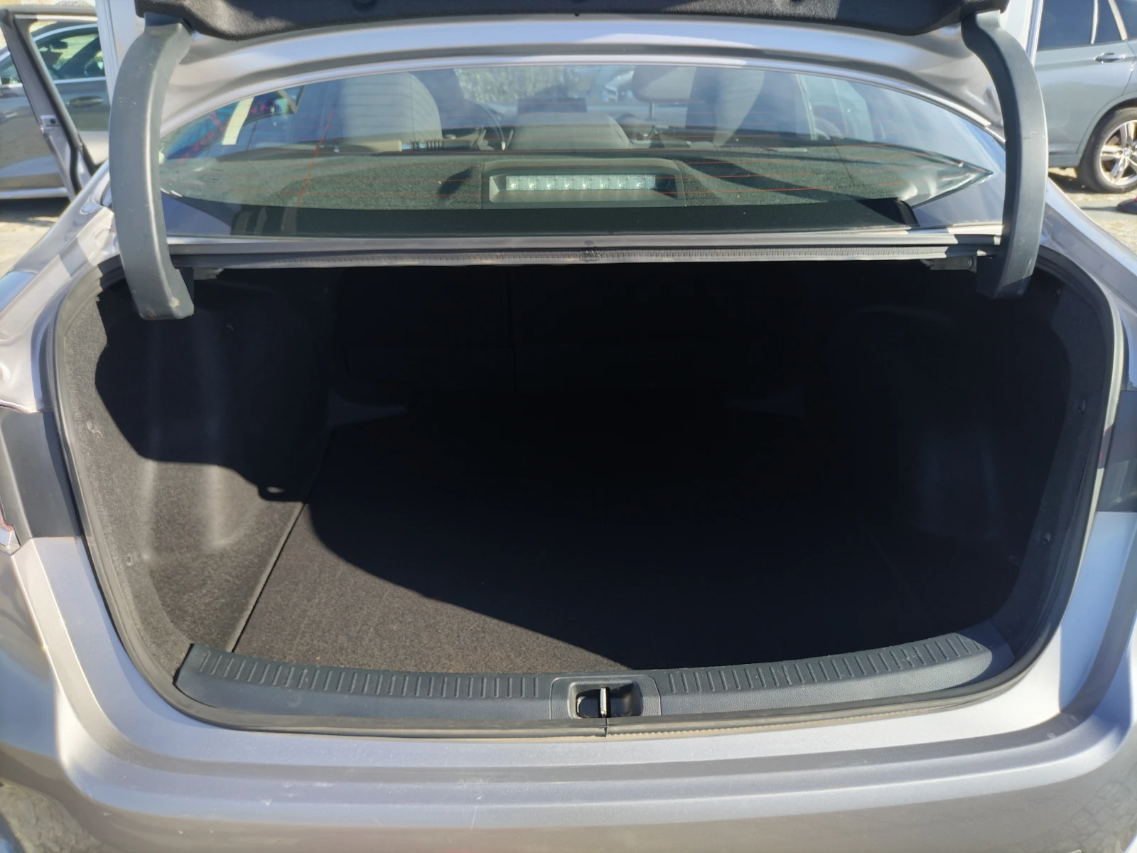 Toyota Corolla 1.5/125./ COMFORT | Mobile.bg   15