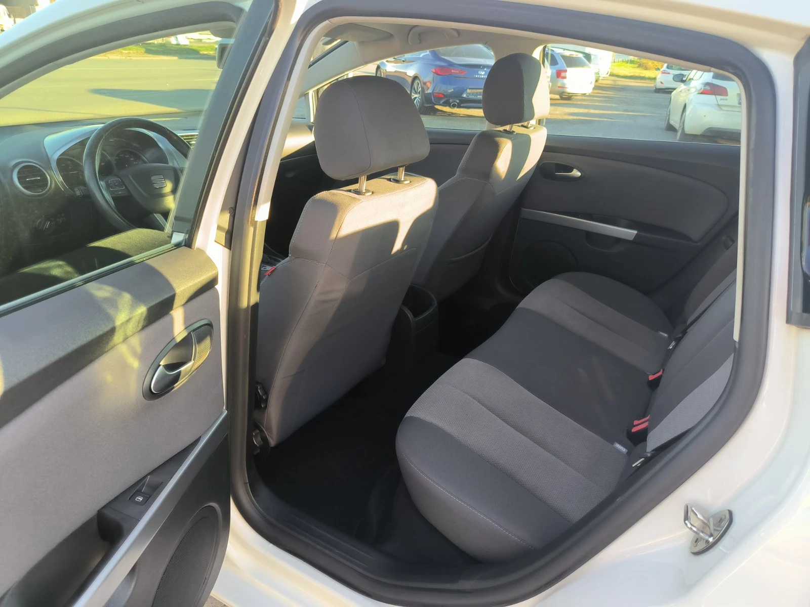 Seat Leon 1.6d-Automat-Euro-5A | Mobile.bg   16