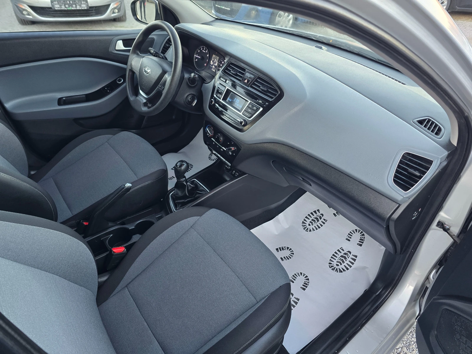 Hyundai I20 1.2i-85k.c-EURO-6 | Mobile.bg � ����������� 11