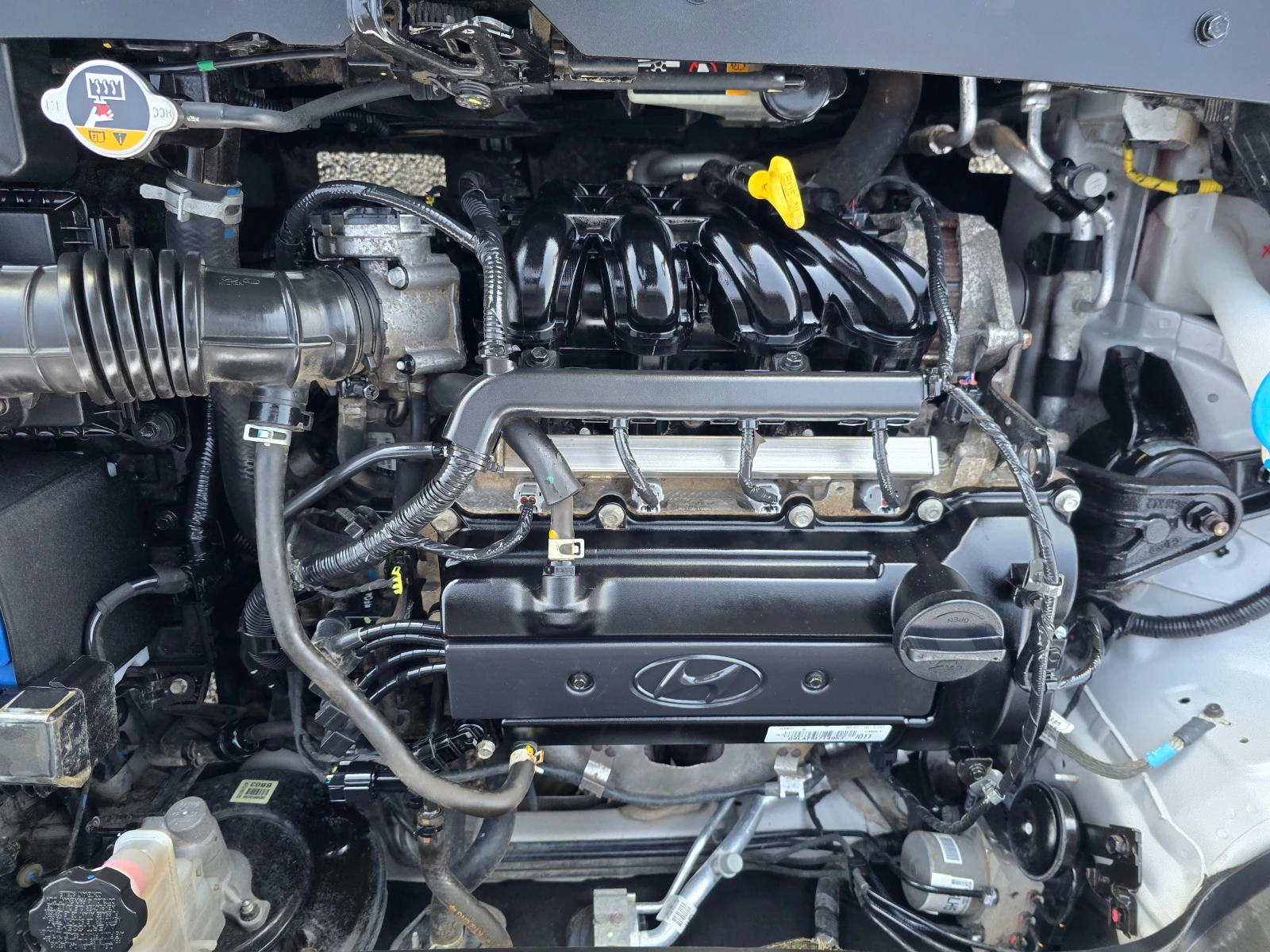 Hyundai I20 1.2i-85k.c-EURO-6 | Mobile.bg � ����������� 12