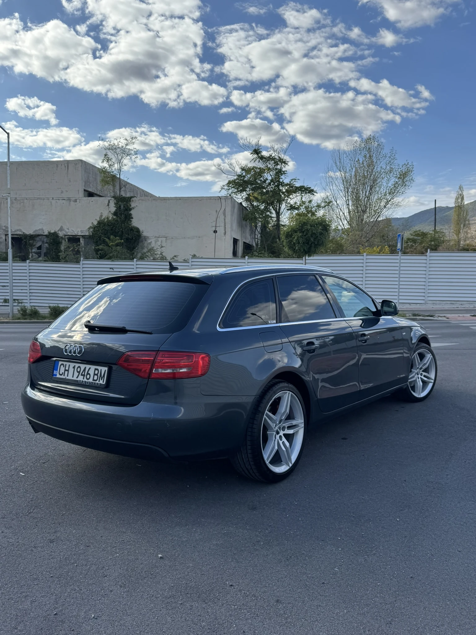 Audi A4, снимка 3 - Автомобили и джипове - 53768600
