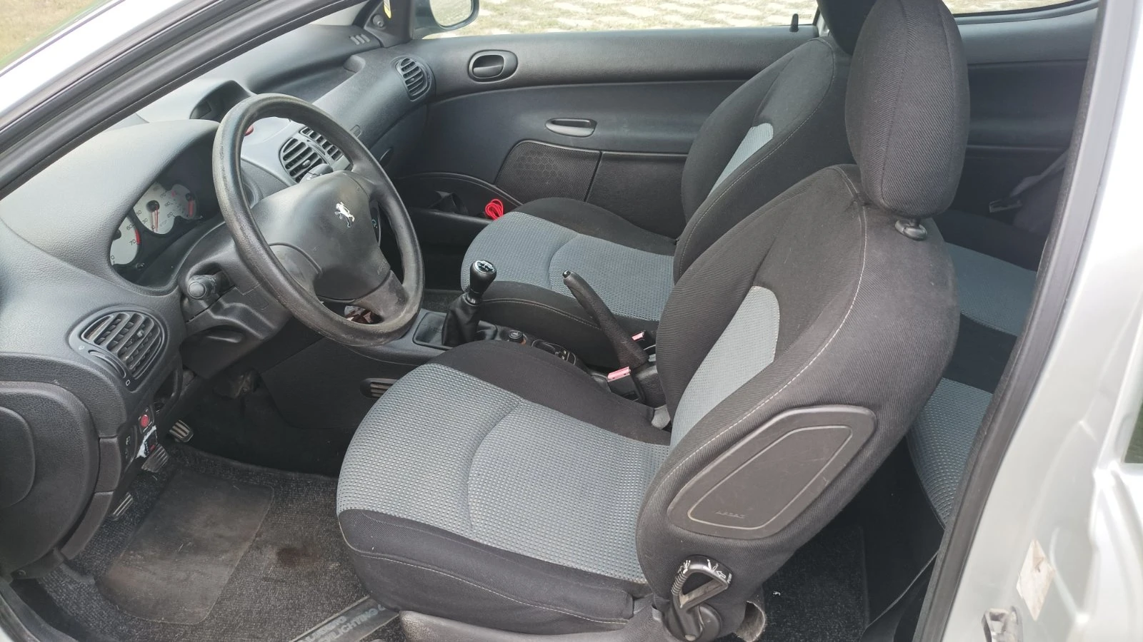 Peugeot 206, снимка 6 - Автомобили и джипове - 54184440