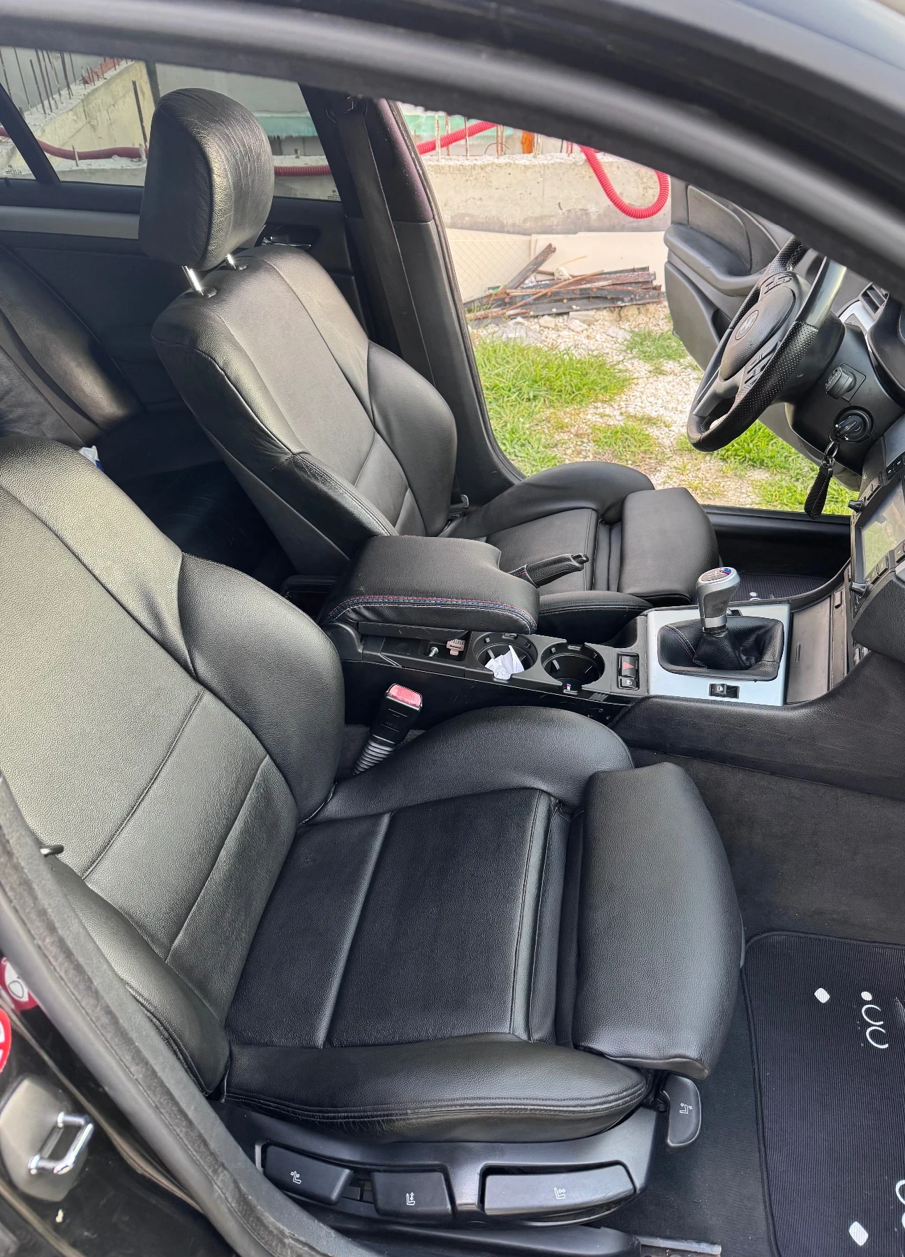 BMW 320 320D facelift, снимка 5 - Автомобили и джипове - 54195807