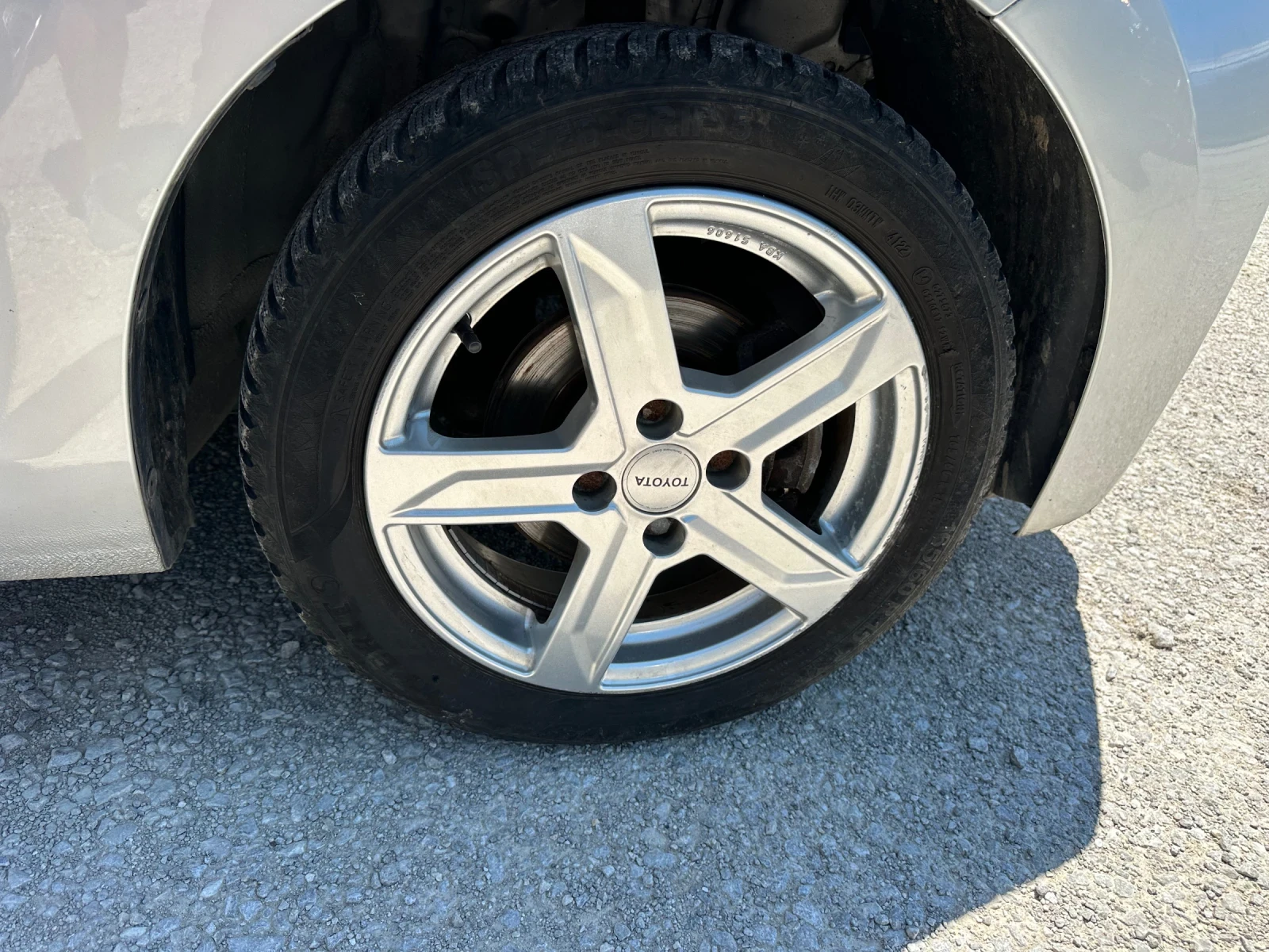 Toyota Aygo 1.0 I Euro 6, снимка 13 - Автомобили и джипове - 54930382