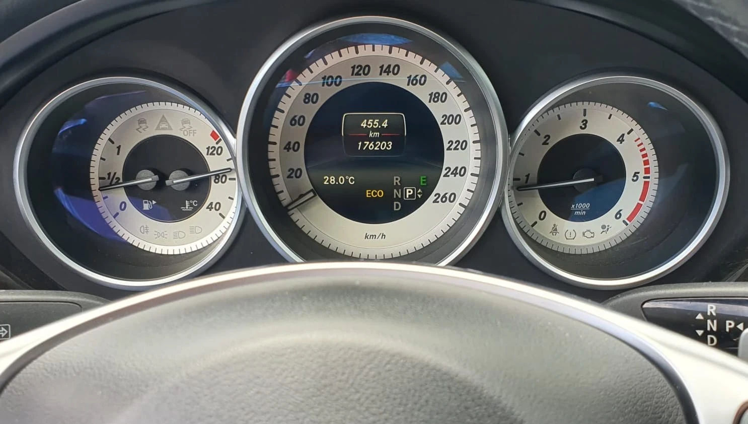 Mercedes-Benz CLS 250  d Bluetec 4matic 9G-tr.G Avantgard На пружини!, снимка 14 - Автомобили и джипове - 54954607
