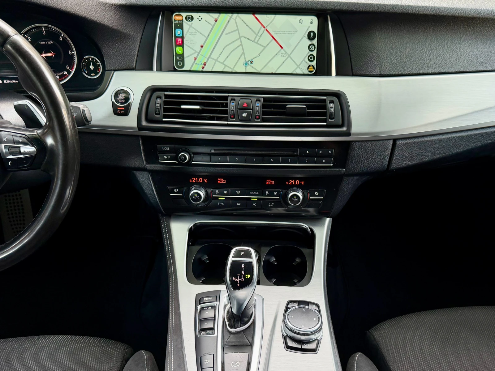 BMW 525 * Xdrive* Mpack* CarPlay* Digital* LED* Pano, снимка 13 - Автомобили и джипове - 55003051