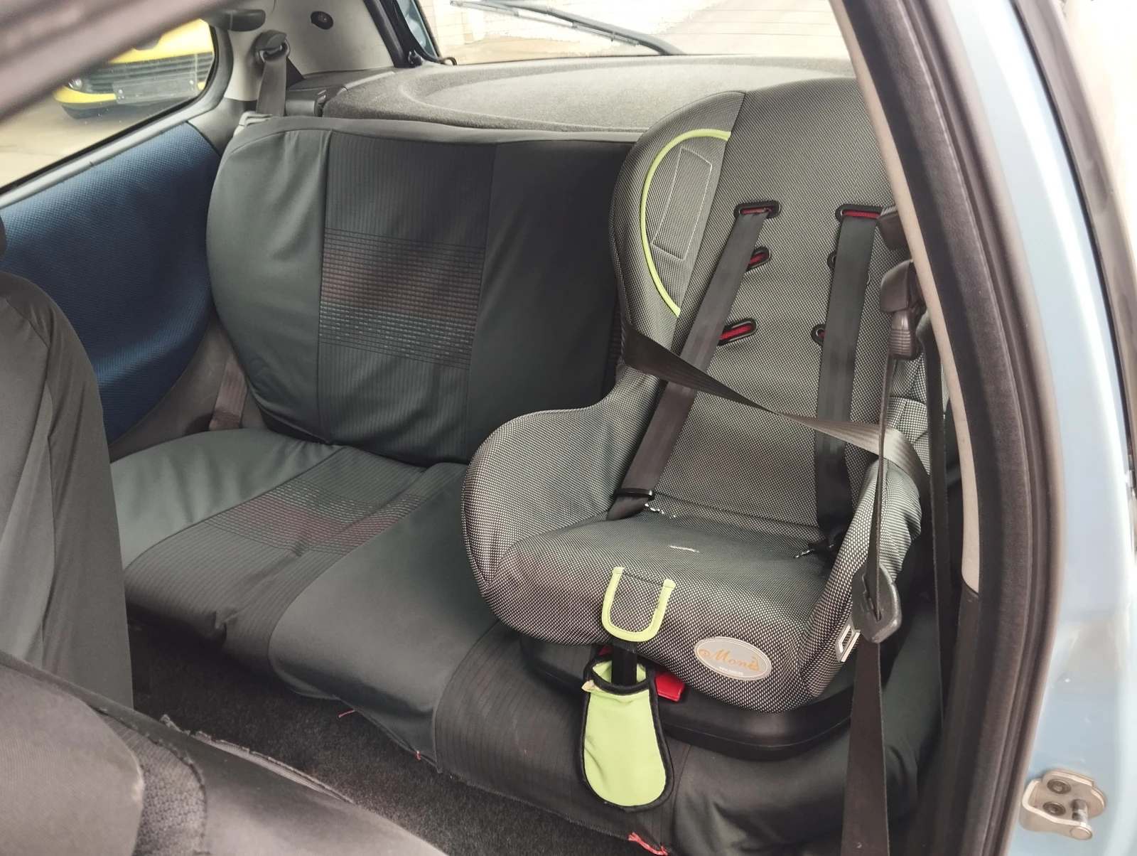 Fiat Punto 1.2Sport Автоматик, снимка 8 - Автомобили и джипове - 55429614