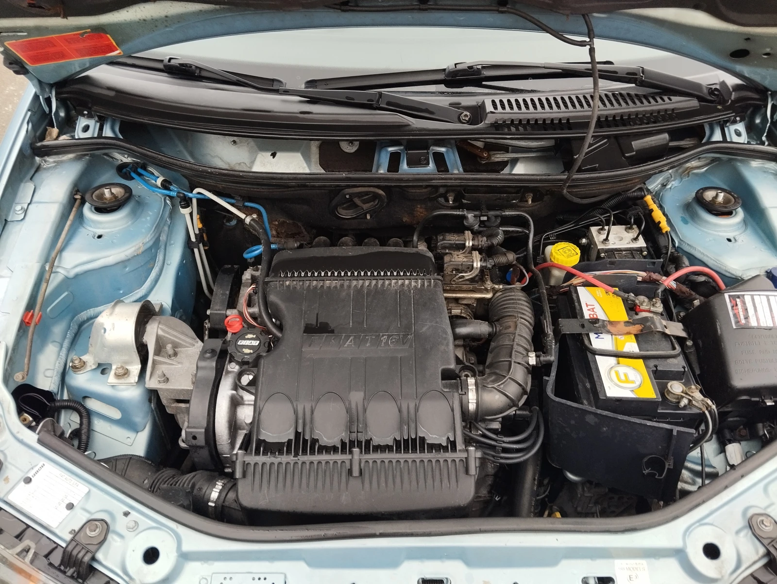 Fiat Punto 1.2Sport Автоматик, снимка 12 - Автомобили и джипове - 55429614