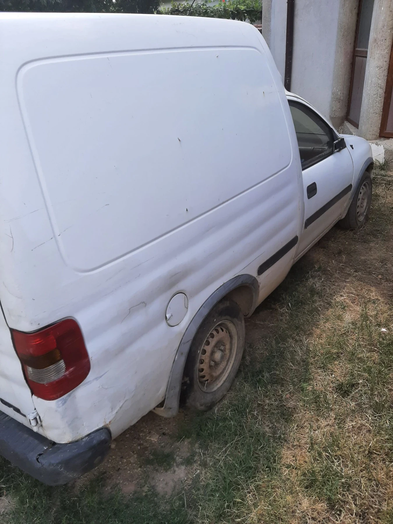 Opel Combo, снимка 2 - Автомобили и джипове - 55671507
